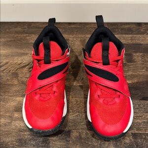 Nike Kids Preschool Hustle D11 Basketball Shoes